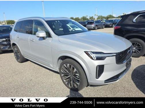 2025 Volvo XC90 B6 Plus 7-Seater