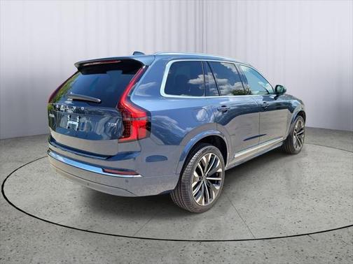 2025 Volvo XC90 Plug-In Hybrid T8 Ultra 7-Seater