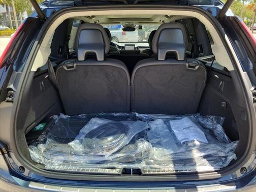 2025 Volvo XC90 Plug-In Hybrid T8 Ultra 7-Seater