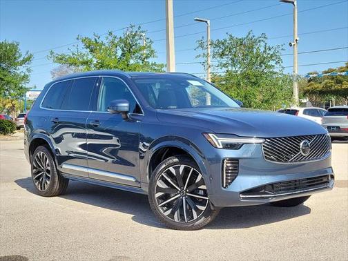 2025 Volvo XC90 Plug-In Hybrid T8 Ultra 7-Seater