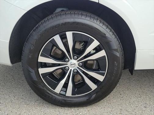 2025 Volvo XC60 Plug-In Hybrid T8 Core