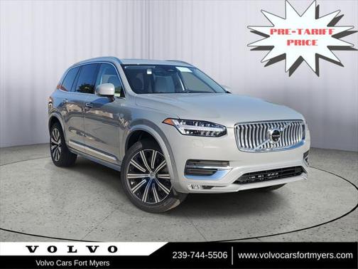 2025 Volvo XC90 B6 Plus 7-Seater