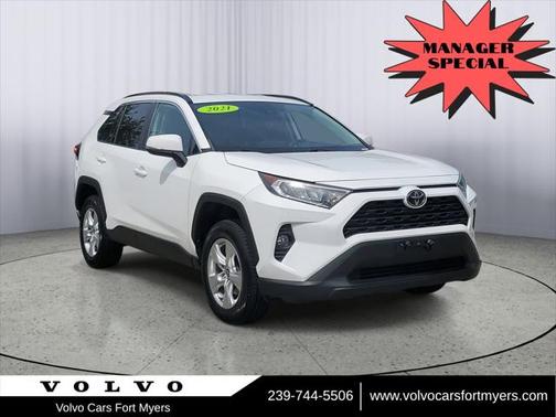 2021 Toyota RAV4 XLE