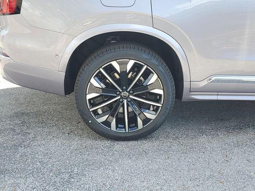 2026 Volvo XC90 Plus, B6 AWD Gas (mild hybrid), Gasoline, Bright, 7 Seats