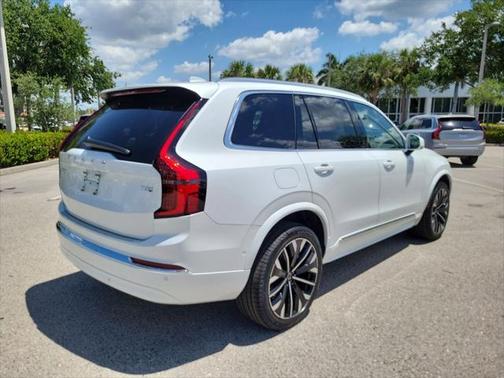 2025 Volvo XC90 Plug-In Hybrid T8 Ultra 7-Seater