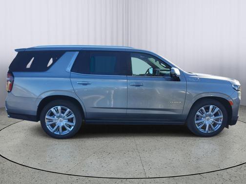 2024 Chevrolet Tahoe 4WD High Country