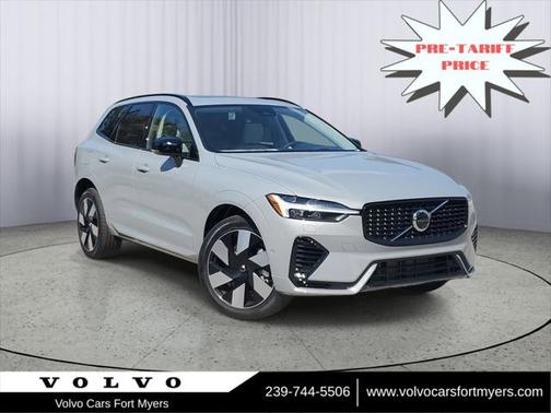 2025 Volvo XC60 Plug-In Hybrid T8 Ultra