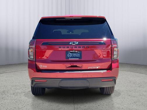 Radiant Red Tintcoat 2024 Chevrolet Suburban RST