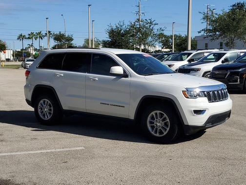 2018 Jeep Grand Cherokee Laredo