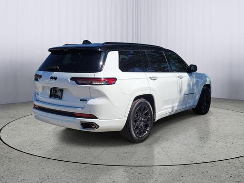 Bright White Clearcoat 2025 Jeep Grand Cherokee L Summit Reserve