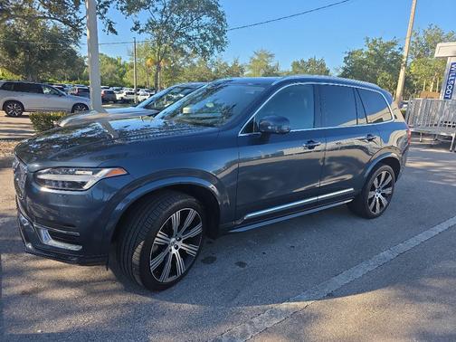 2021 Volvo XC90 T6 Inscription
