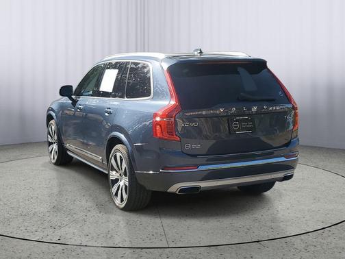 2021 Volvo XC90 T6 Inscription