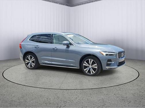 2022 Volvo XC60 B5 Inscription