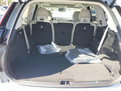 2026 Volvo XC90 Ultra, B6 AWD Gas (mild hybrid), Gasoline, Bright, 7 Seats