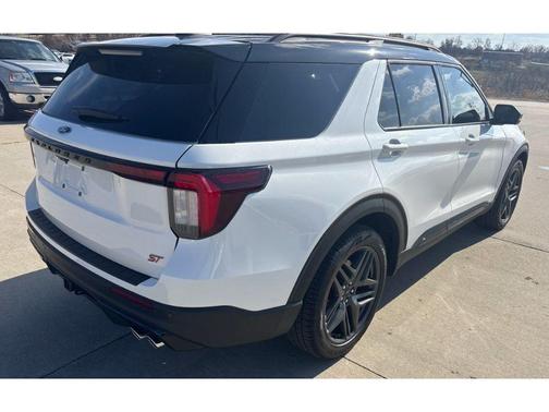 2025 Ford Explorer ST 1-Owner No Accidents