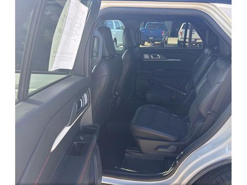 2025 Ford Explorer ST 1-Owner No Accidents