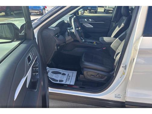 2025 Ford Explorer ST 1-Owner No Accidents