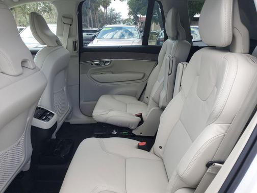 2026 Volvo XC90 Ultra, B5 AWD Gas (mild hybrid), Gasoline, Bright, 6 Seats