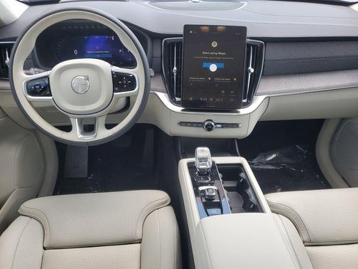 2026 Volvo XC90 Ultra, B5 AWD Gas (mild hybrid), Gasoline, Bright, 6 Seats