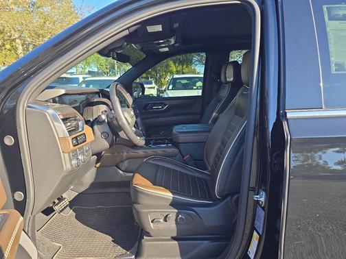 2025 GMC Yukon Denali Ultimate