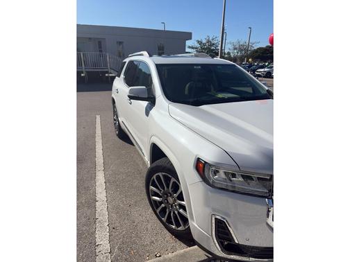 2020 GMC Acadia Denali