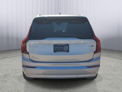 2025 Volvo XC90 B6 Plus 7-Seater