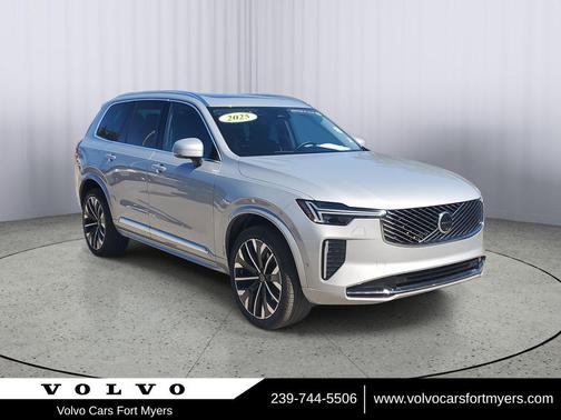 2025 Volvo XC90 B6 Plus 7-Seater