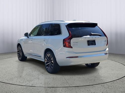 2026 Volvo XC90 B5 Ultra 6-Seater