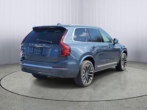 2026 Volvo XC90 Ultra, B6 AWD Gas (mild hybrid), Gasoline, Bright, 7 Seats