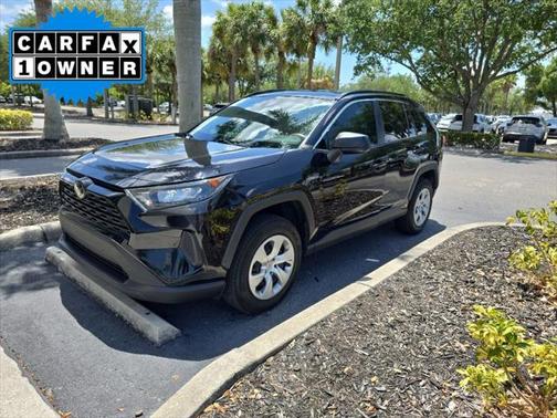 2021 Toyota RAV4 LE