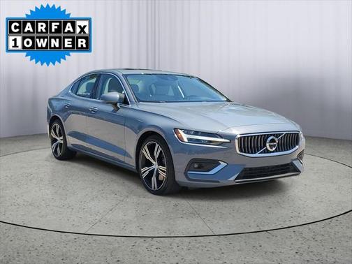 2022 Volvo S60 T5