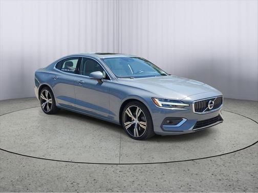 2022 Volvo S60 T5 Inscription
