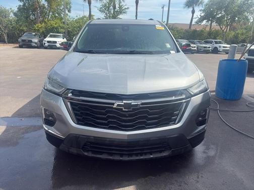 Sterling Gray Metallic 2024 Chevrolet Traverse Premier