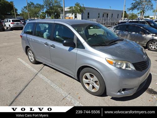 2017 Toyota Sienna SE