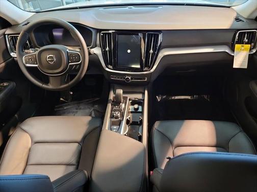 2025 Volvo S60 B5 Core