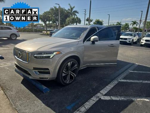 2024 Volvo XC90 B6 Ultimate Bright Theme 7-Seater