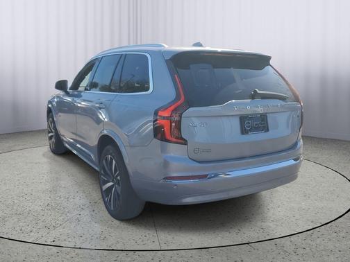 2026 Volvo XC90 Core, B6 AWD Gas (mild hybrid), Gasoline, Bright, 7 Seats