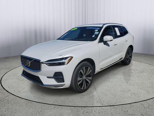 2022 Volvo XC60 B5 Inscription