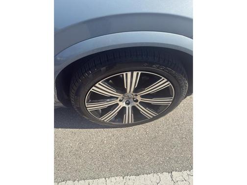 Thunder Grey Metallic 2023 Volvo XC90 B6 Ultimate 6-Seater