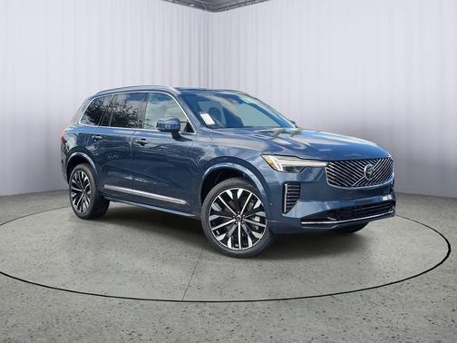 2026 Volvo XC90 B6 Plus 7-Seater