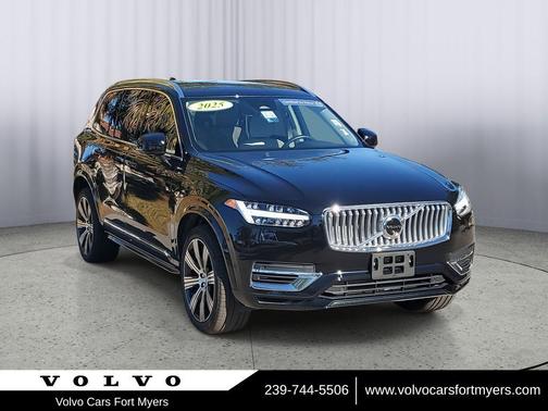 2025 Volvo XC90 Plug-In Hybrid T8 Plus 7-Seater