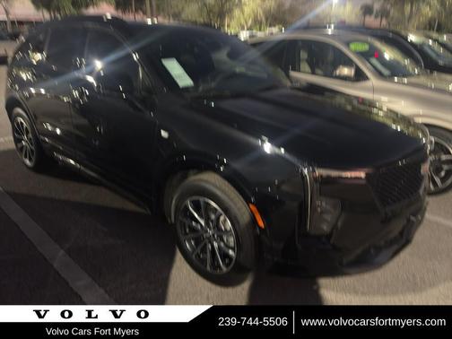 2025 Cadillac XT4 Sport