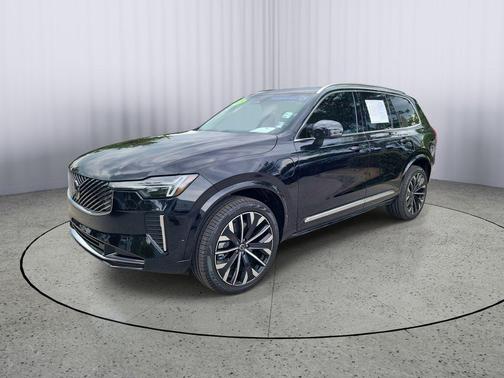 Onyx Black Metallic 2025 Volvo XC90 Plug-In Hybrid T8 Ultra 7-Seater