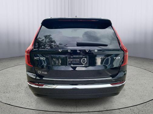 Onyx Black Metallic 2025 Volvo XC90 Plug-In Hybrid T8 Ultra 7-Seater