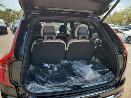 2026 Volvo XC90 Plus, B6 AWD Gas (mild hybrid), Gasoline, Bright, 7 Seats