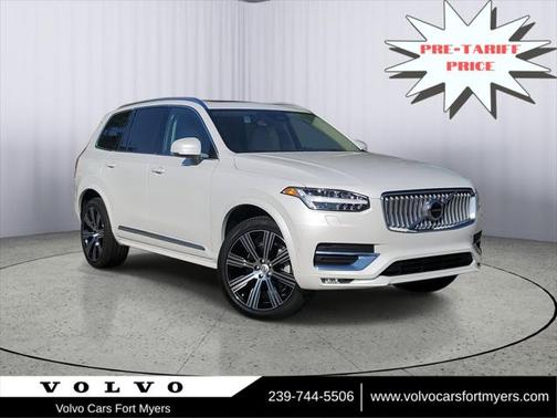 2025 Volvo XC90 B6 Ultra