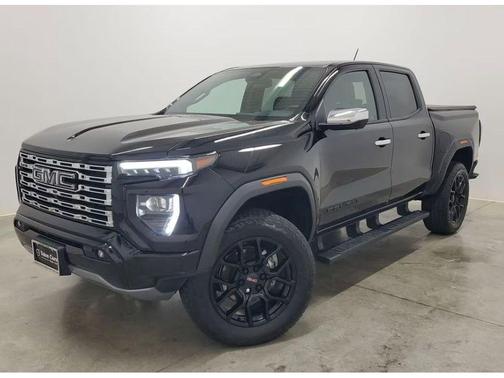 2023 GMC Canyon Denali