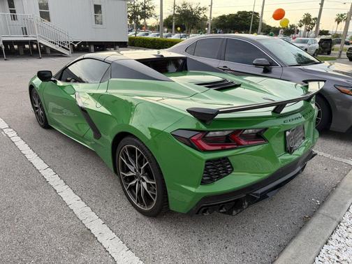 Roswell Green Metallic 2026 Chevrolet Corvette Stingray w/2LT