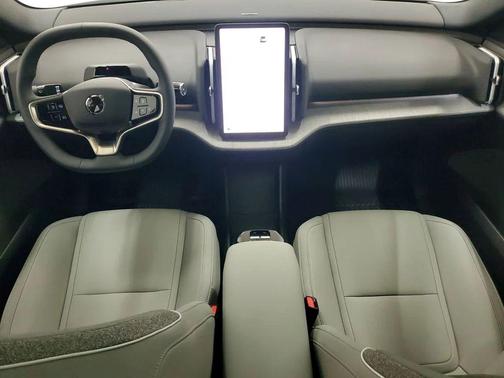 2025 Volvo EX30 Twin Motor Plus