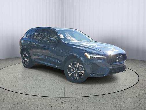 2026 Volvo XC60 B5 Core